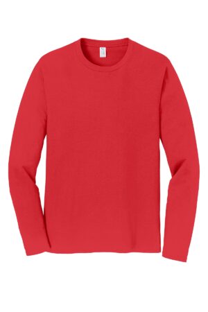 LONG-SLEEVE FAN FAVORITE TEE