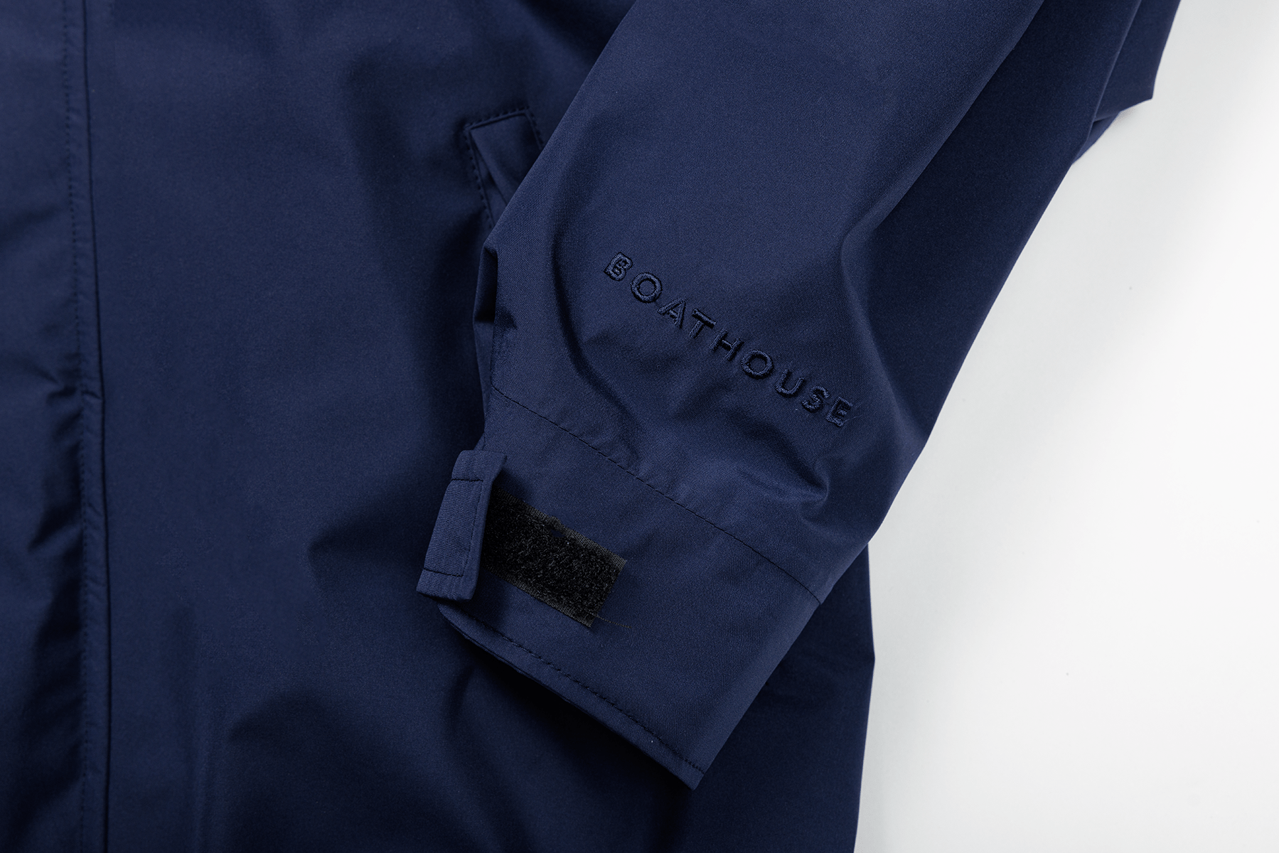 BOATHOUSE BLITZ WATERPROOF JACKET - Image 9